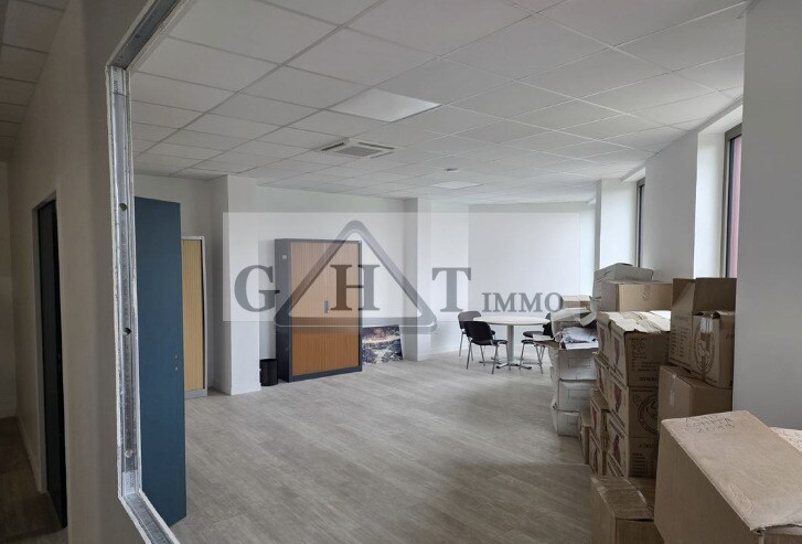 Industriel/Logistique dans Gennevilliers à louer - Photo intérieure – Image 2 sur 2