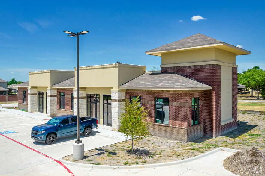 1001 Travis Ranch Blvd, Forney, TX à vendre - Photo principale – Image 1 sur 28