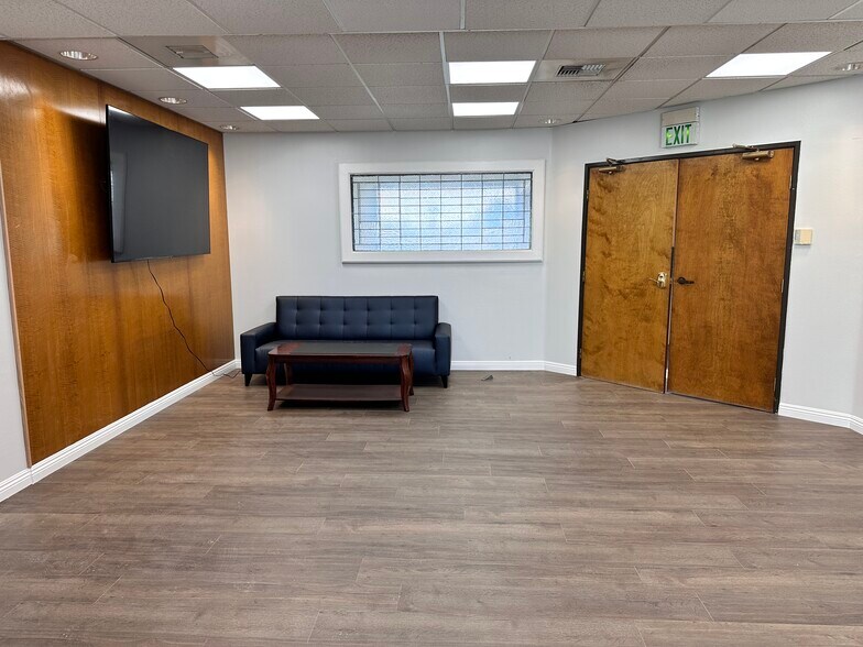 1500 Crenshaw Blvd, Torrance, CA à louer - Photo de l’immeuble – Image 3 sur 23