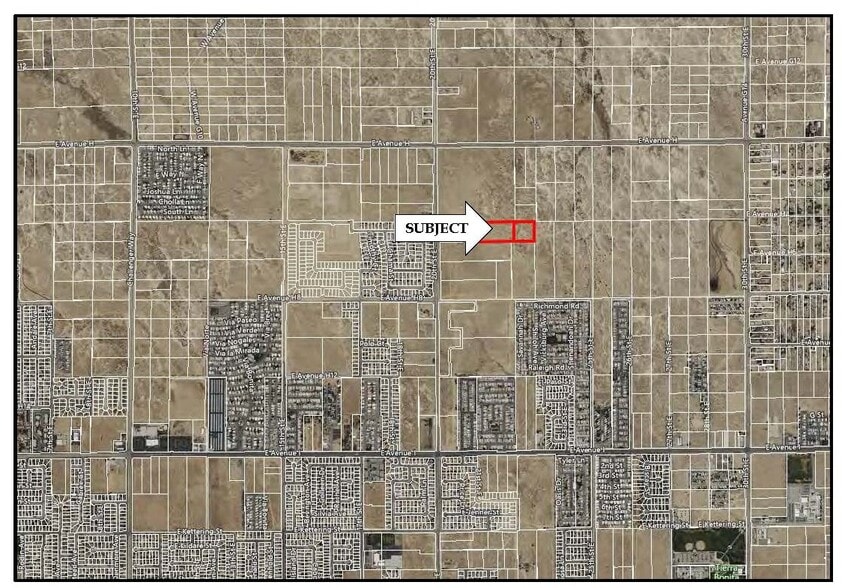 22nd Street E, Lancaster, CA à vendre - Aérien – Image 2 sur 3