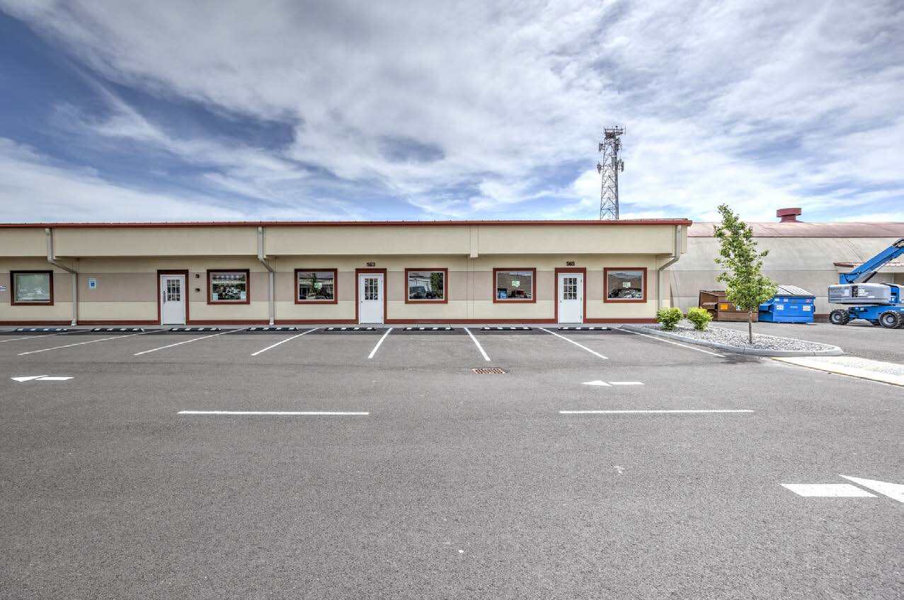 585 Stevens Dr, Richland, WA à louer Photo de l’immeuble– Image 1 sur 7