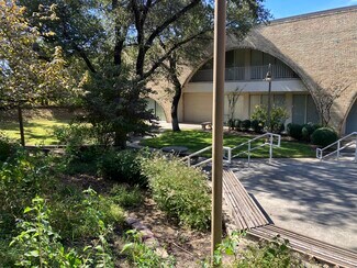 Plus de détails pour 2670 & 2660 E Lamar Blvd – Bureau à vendre, Arlington, TX