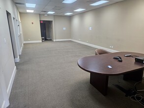 8833 159th St, Orland Hills, IL à louer Photo intérieure– Image 1 sur 2