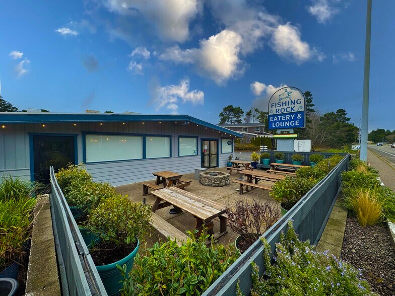 3245 N Highway 101, Depoe Bay, OR à vendre - Photo de l’immeuble – Image 1 sur 7