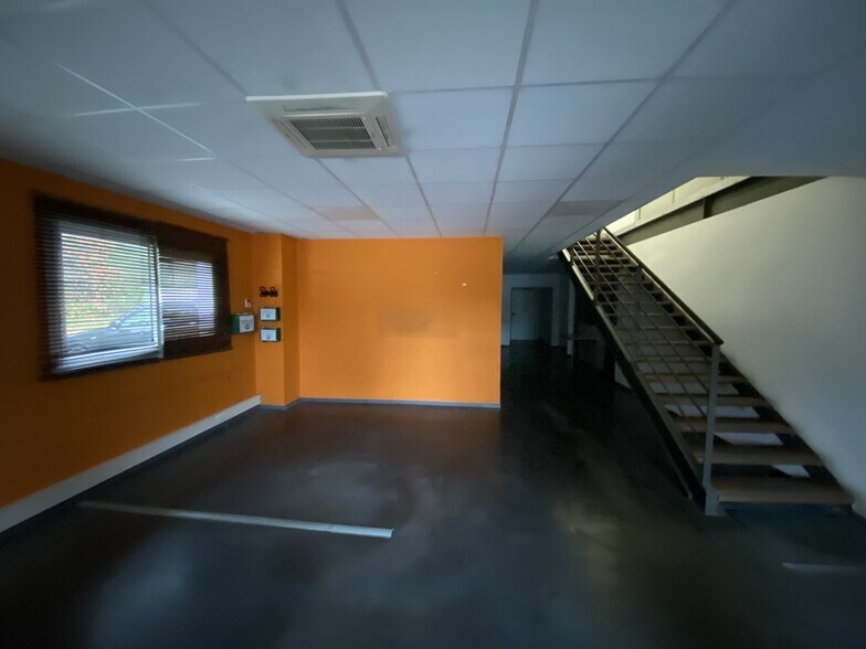 30-32 Avenue De La Grange Noire, Mérignac à louer - Photo de l’immeuble – Image 3 sur 10