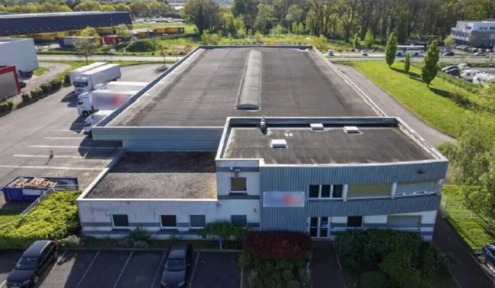 Bureau dans Saint-Aignan-Grandlieu à louer - Photo de l’immeuble – Image 2 sur 13