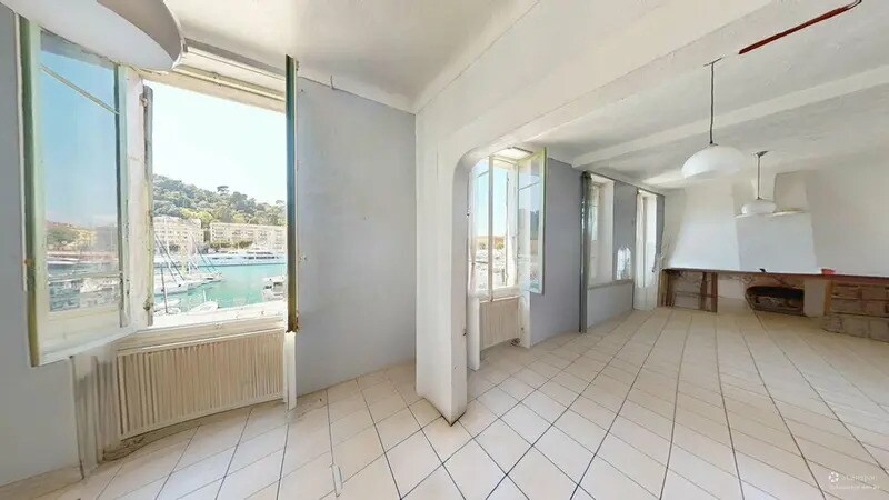Local commercial dans Nice à louer Photo intérieure– Image 1 sur 11