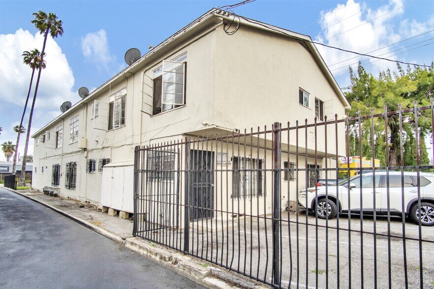 3101 W 48th St, Los Angeles, CA à vendre - Photo de l’immeuble – Image 2 sur 4