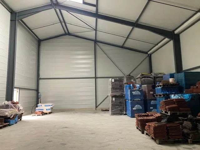 Industriel/Logistique dans Creuzier-le-Neuf à louer - Photo de l’immeuble – Image 2 sur 4