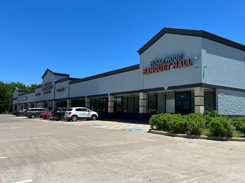 140 Collins Rd, Richmond, TX à louer - Photo de l’immeuble – Image 2 sur 3