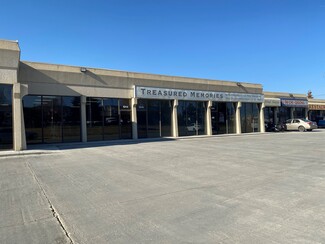 Plus de détails pour 5206-5226 86th St NW, Edmonton, AB - Local commercial à louer