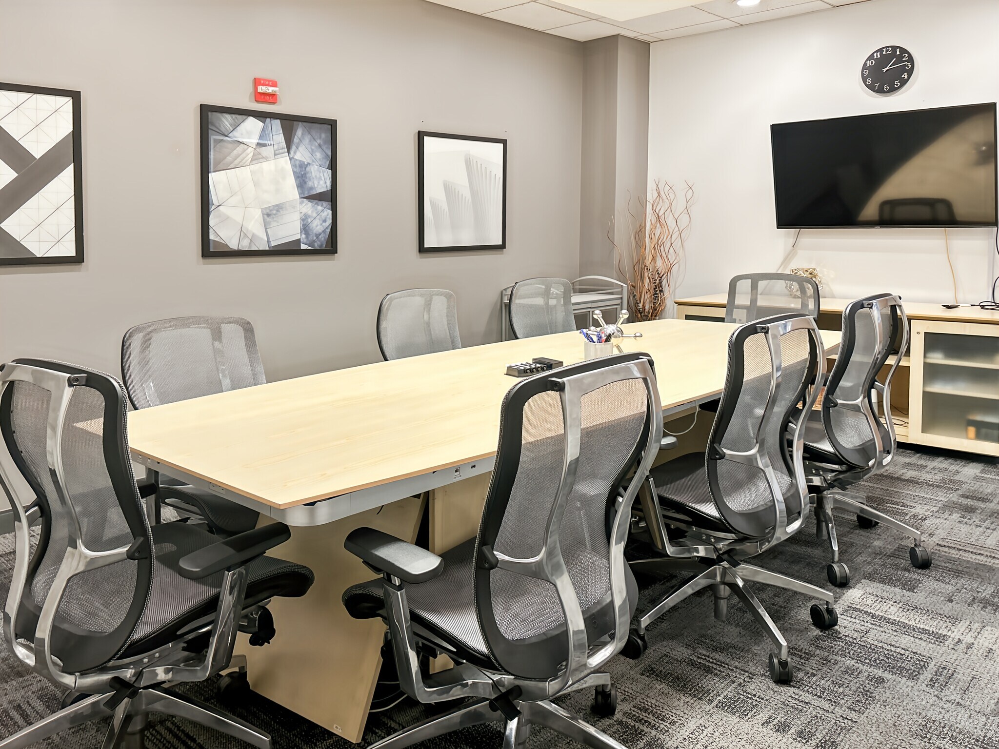 200-228 Hamilton Ave, Palo Alto, CA à louer Photo intérieure– Image 1 sur 12