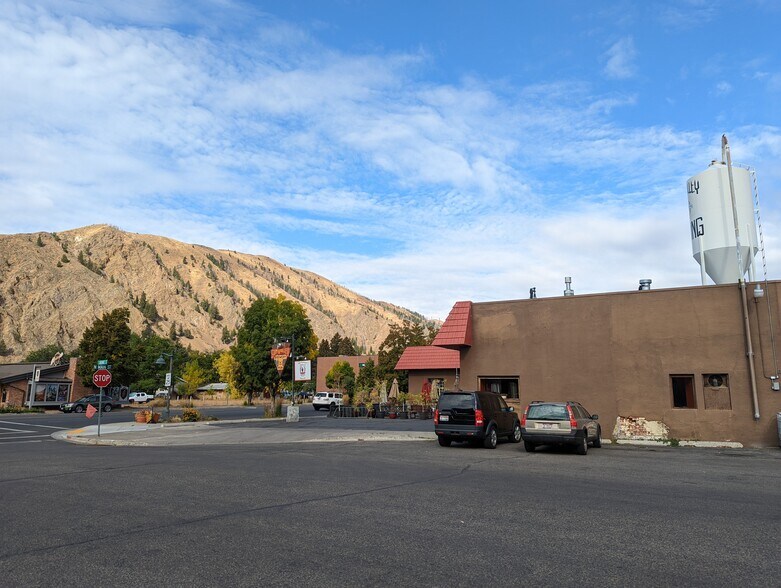 202 N Main St, Hailey, ID à vendre - Photo de l’immeuble – Image 3 sur 12
