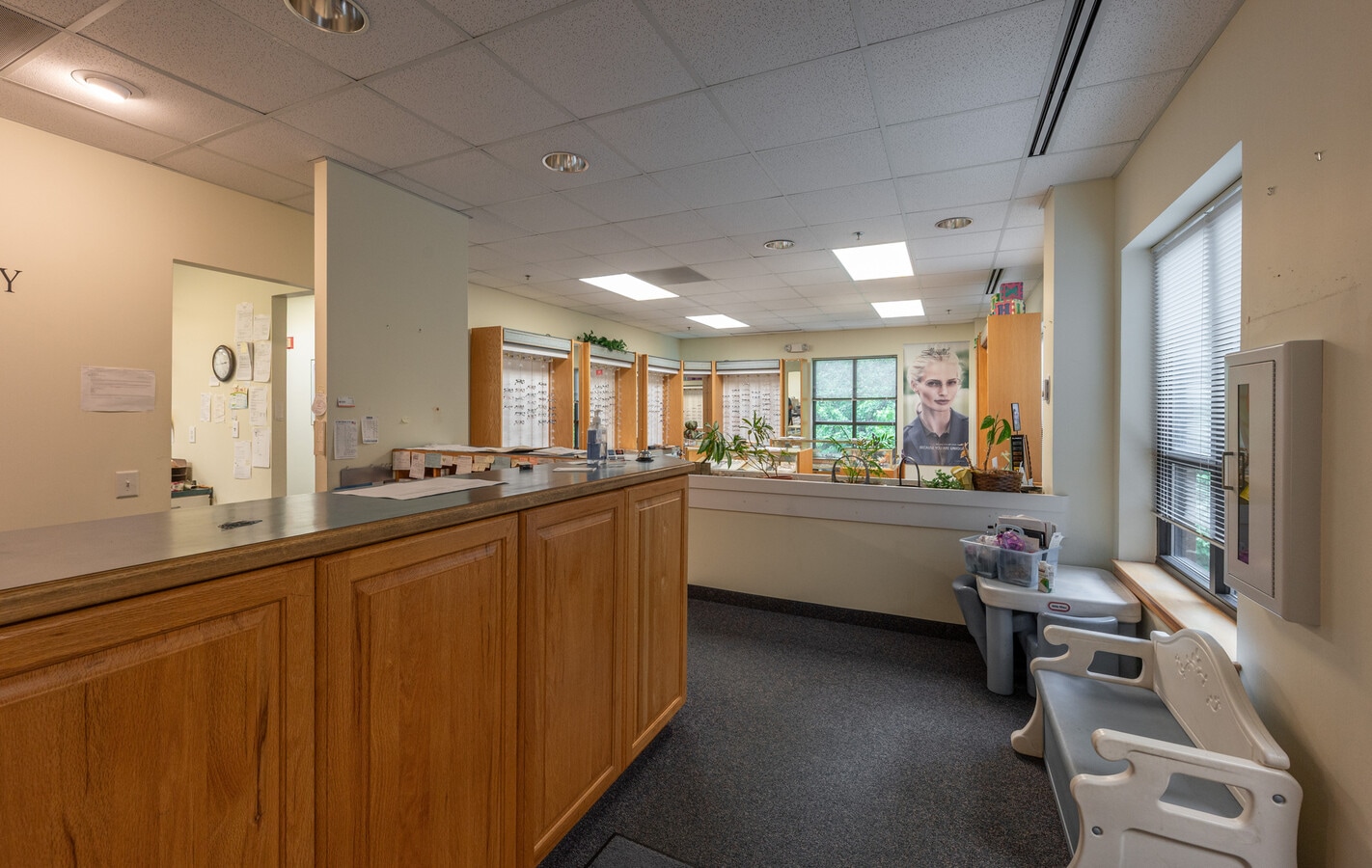 610 Jones Ferry Rd, Carrboro, NC 27510 - Lot 200 - - Photo intérieure - Image 2 of 13