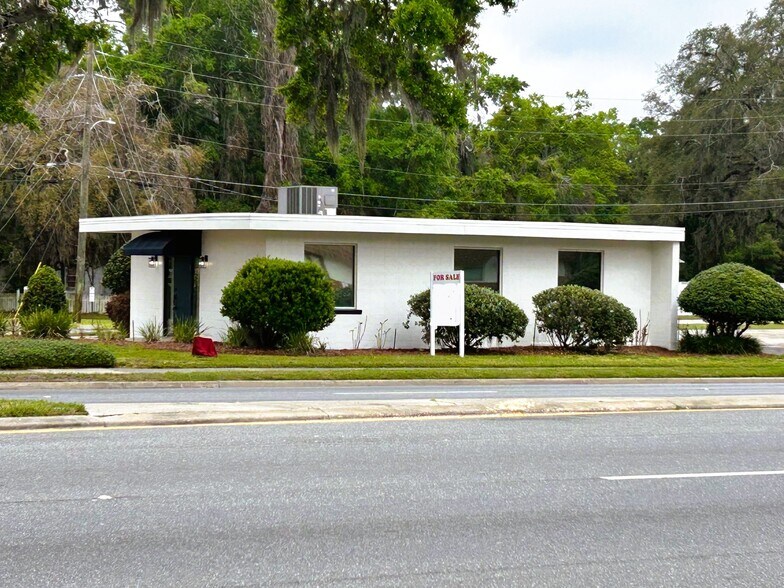 798 SW Main Blvd, Lake City, FL à vendre - Photo de l’immeuble – Image 2 sur 15