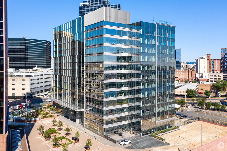 2 Riverfront Plz, Newark, NJ à louer - Photo principale – Image 1 sur 19