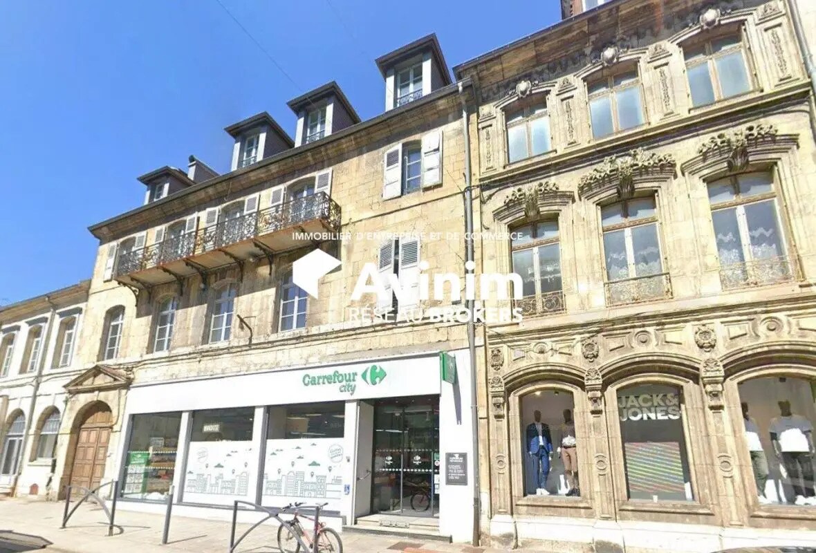 Bureau dans Pontarlier à louer Photo de l’immeuble– Image 1 sur 4