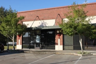 Plus de détails pour 30525 1st St, Fulshear, TX - Local commercial à louer
