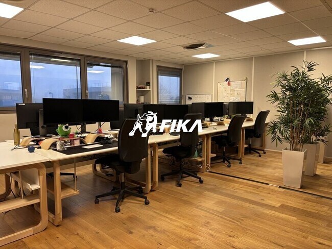Plus de détails pour Bureau à vendre