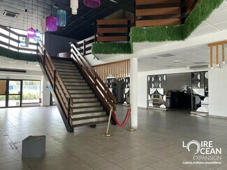 Plus de détails pour Local commercial à louer