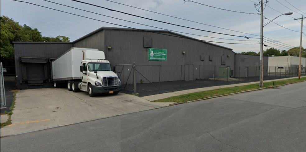 123 Larned St, Syracuse, NY à louer - Photo de l’immeuble – Image 3 sur 10