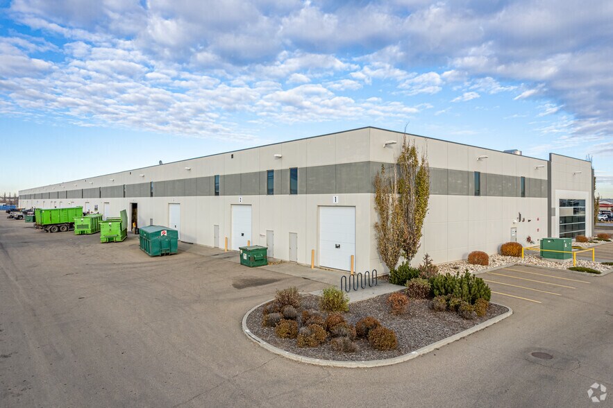 12908-12960 170 St NW, Edmonton, AB à louer - Photo de l’immeuble – Image 3 sur 9