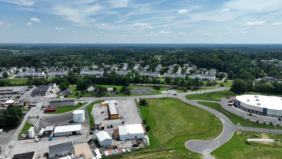 Legacy Dr, Hampstead, MD à vendre - Photo de l’immeuble – Image 2 sur 6