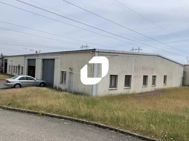 Plus de détails pour 2 Rue Louis Renault, Jonage - Bureau, Local d'activités à louer