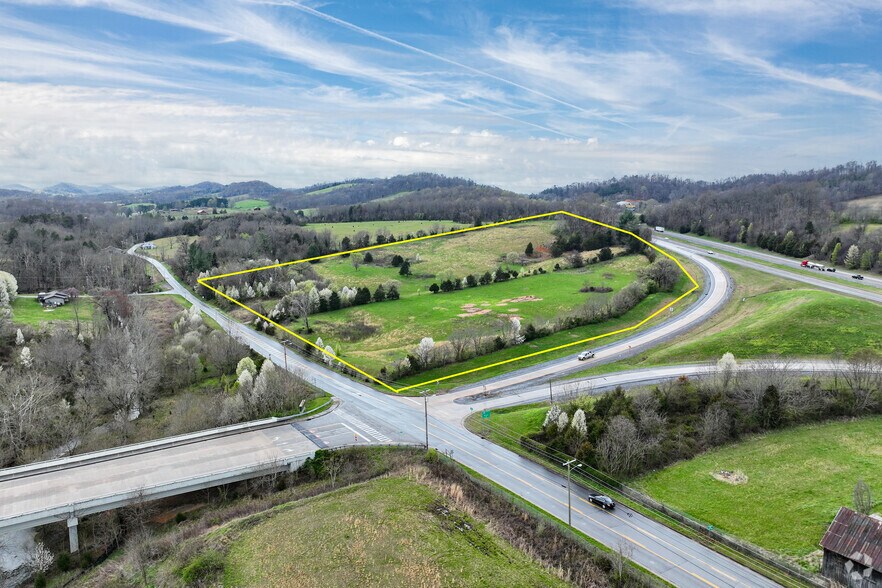 Fordtown Rd, Jonesborough, TN à louer - Photo de l’immeuble – Image 1 sur 24