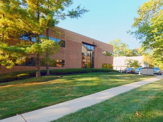 Plus de détails pour 11710 Old Ballas Rd, Creve Coeur, MO - Bureau à vendre