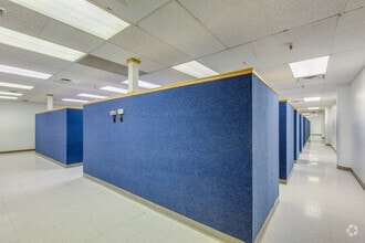 1300 S Meridian Ave, Oklahoma City, OK à vendre Photo intérieure– Image 1 sur 4