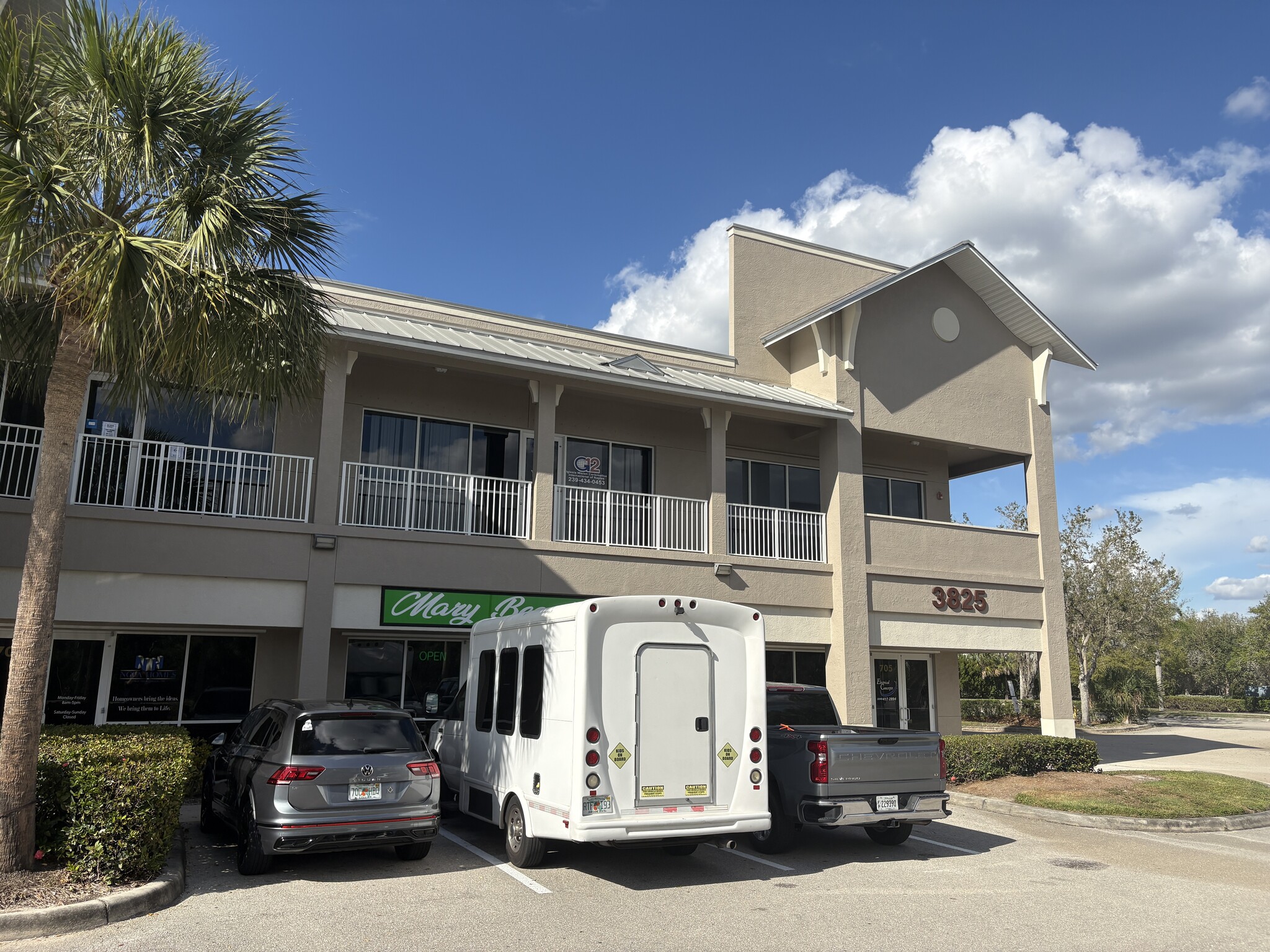 3825 Beck Blvd, Naples, FL à vendre Photo principale– Image 1 sur 8