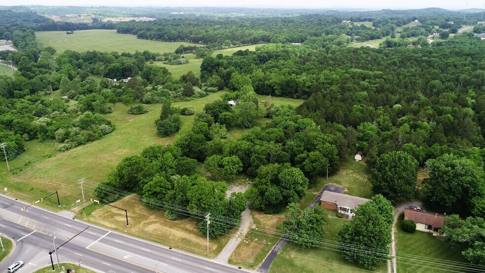 10615 Lebanon Rd, Mount Juliet, TN à vendre - Photo de l’immeuble – Image 2 sur 26