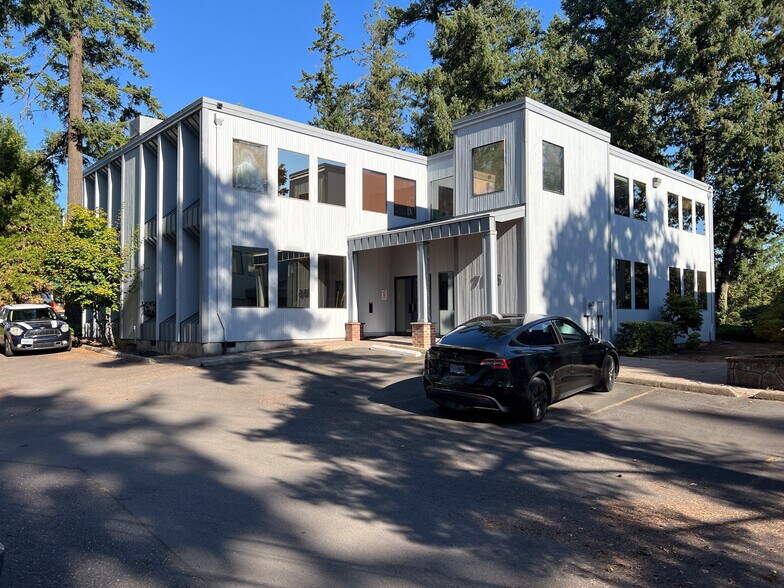 Varns Corner portefeuille de 2 biens à vendre sur LoopNet.fr - Photo de l’immeuble – Image 2 sur 14