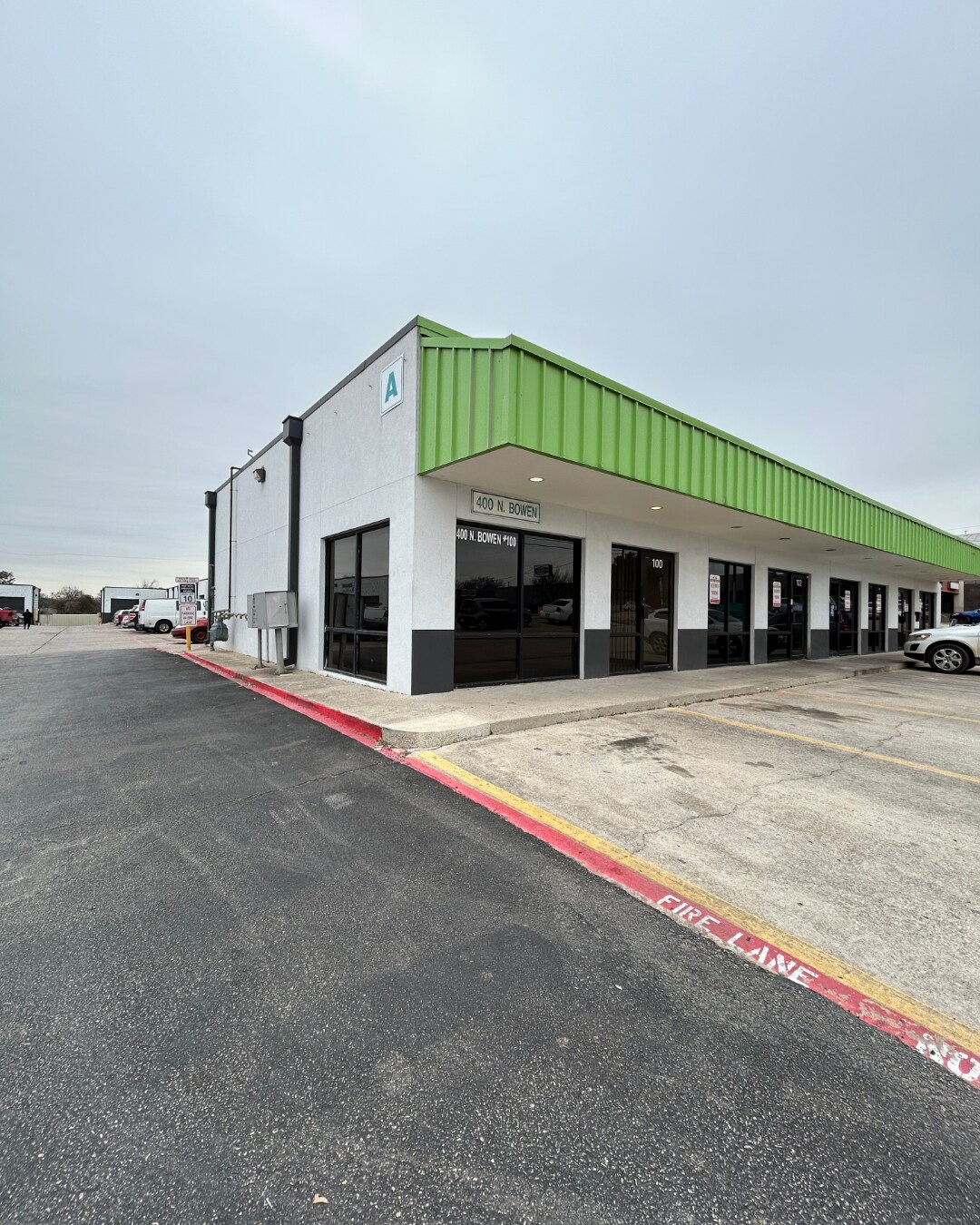 400 N Bowen Rd, Arlington, TX à louer Photo principale– Image 1 sur 7