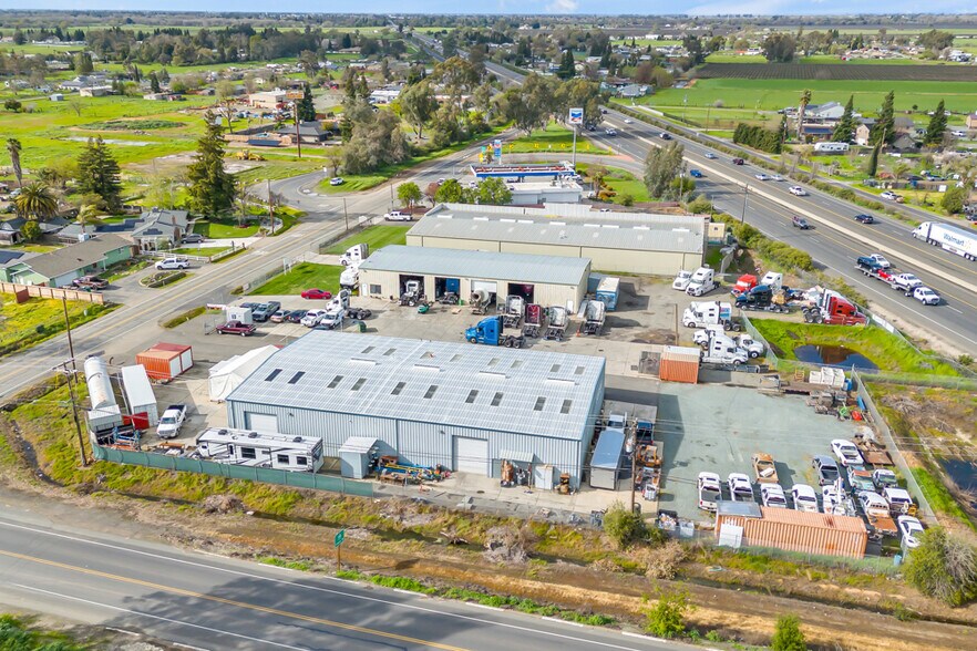 25533 N Highway 99, Acampo, CA à vendre - Aérien – Image 3 sur 40