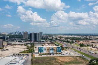 7800 John W Carpenter Fwy, Dallas, TX - VUE AÉRIENNE  vue de carte - Image1