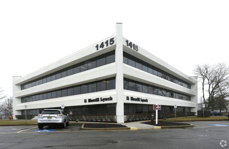 1415 Hooper Ave, Toms River, NJ à louer - Photo principale – Image 1 sur 14