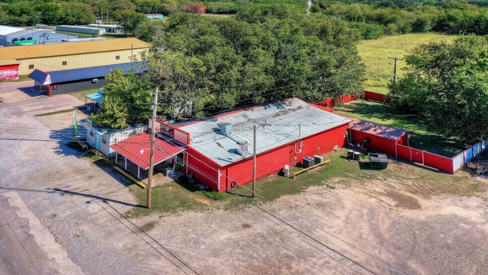 117 S Franklin St, Colbert, OK à vendre - Vidéo sur l’annonce professionnelle – Image 2 sur 35