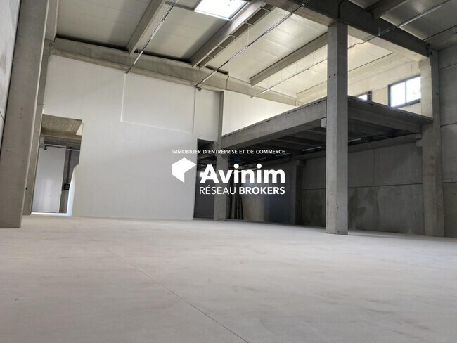 Plus de détails pour Industriel/Logistique à louer