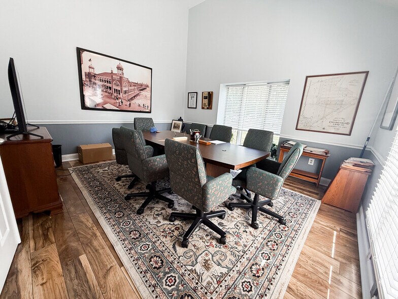 146 S Lakeview Dr, Gibbsboro, NJ à vendre - Photo de l’immeuble – Image 3 sur 14