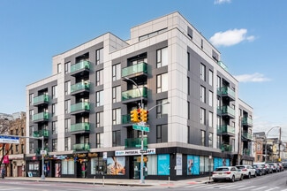 Plus de détails pour 10411-10419 Northern Blvd, Flushing, NY - Logement à vendre