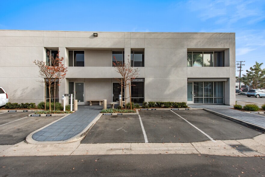 711 W 17th St, Costa Mesa, CA à vendre - Photo de l’immeuble – Image 3 sur 7