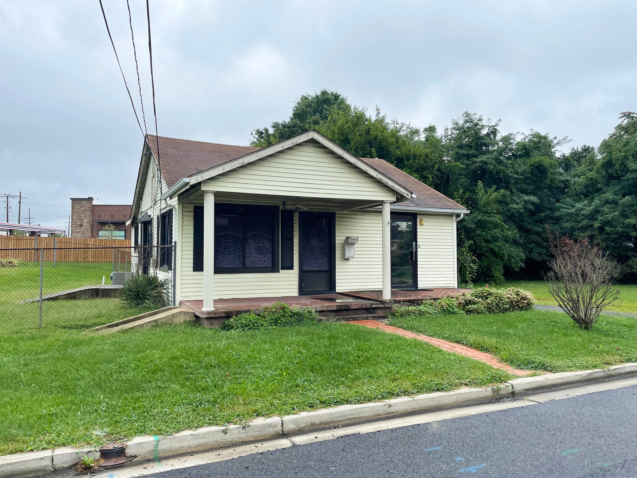 2903-2907 Kirtland Ave, District Heights, MD à louer Photo principale– Image 1 sur 16