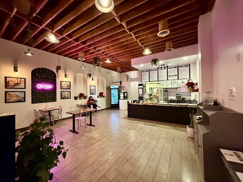 11028 W Washington Blvd, Culver City, CA à louer - Photo intérieure – Image 2 sur 5