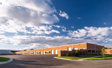 4117 Indian Trail Fairview Rd, Indian Trail, NC à louer Photo intérieure– Image 2 sur 3