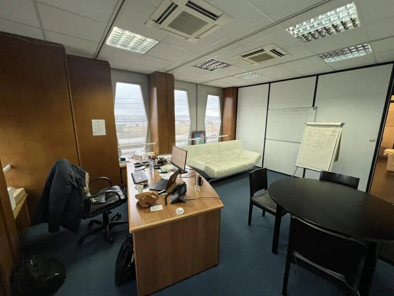 Bureau dans Thiais à vendre - Photo intérieure – Image 1 sur 11