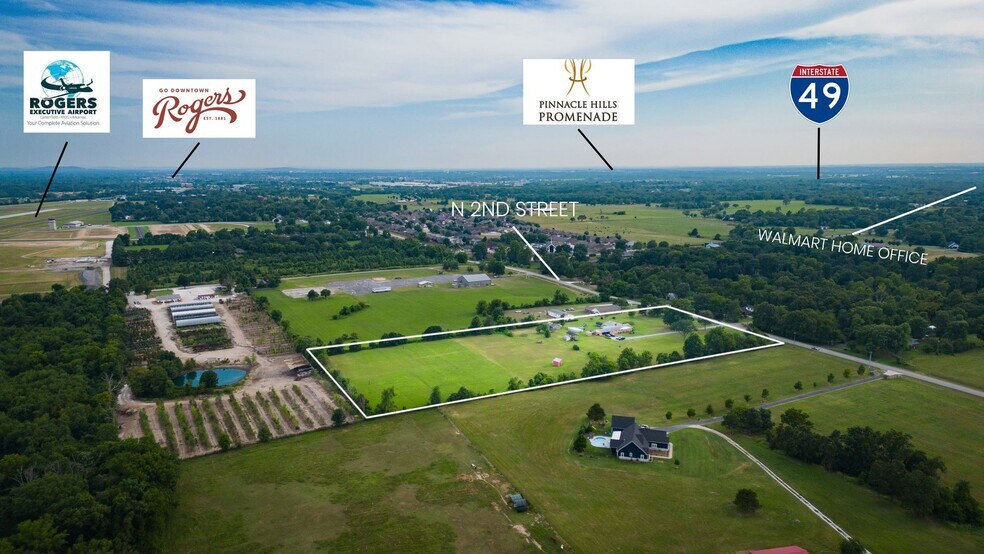 4301 N 2nd St, Rogers, AR à vendre - Aérien – Image 1 sur 19