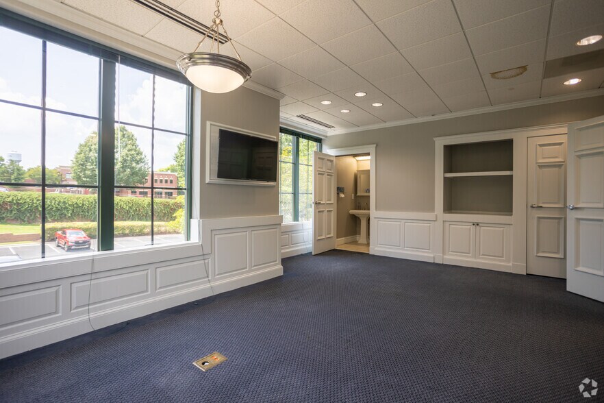 109 Professional Park Dr, Mooresville, NC à louer - Photo intérieure – Image 3 sur 26
