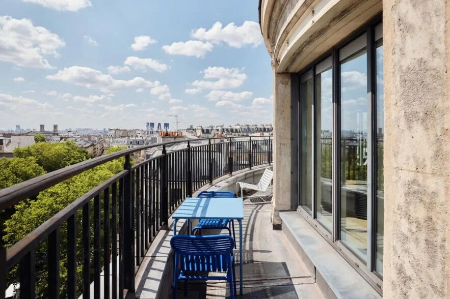 8 Rue De Sofia, Paris à louer - Photo de l’immeuble – Image 3 sur 5